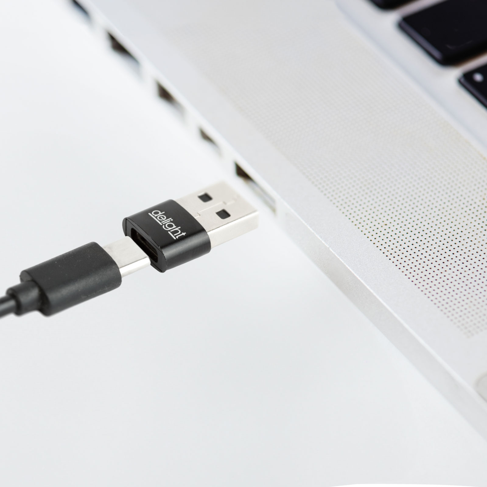 Adaptor USB Type C la USB A 2.4A 5V pentru incarcare si transfer date compatibil dispozitive USB C